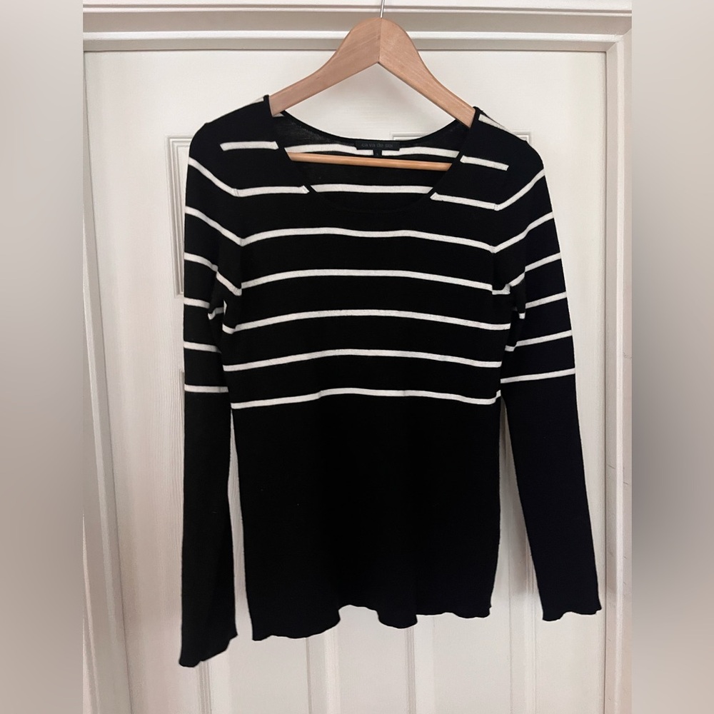 ca va de soi black and white striped sweater top size small 100% Egyptian cotton
